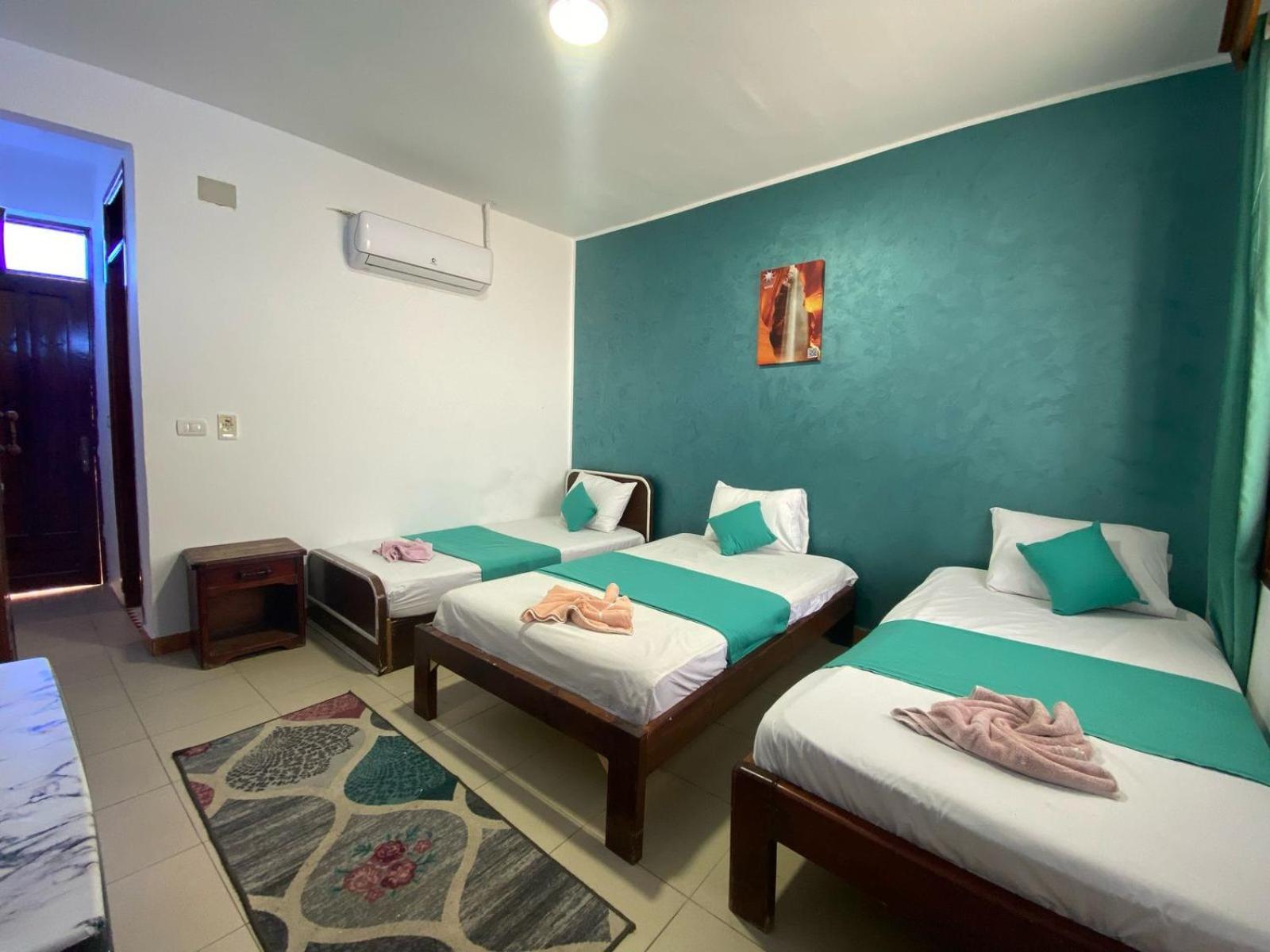Octopus Hotel Dahab Exterior foto